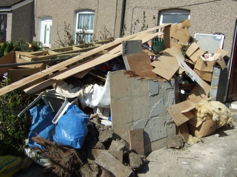 Experts planning a house clearance process